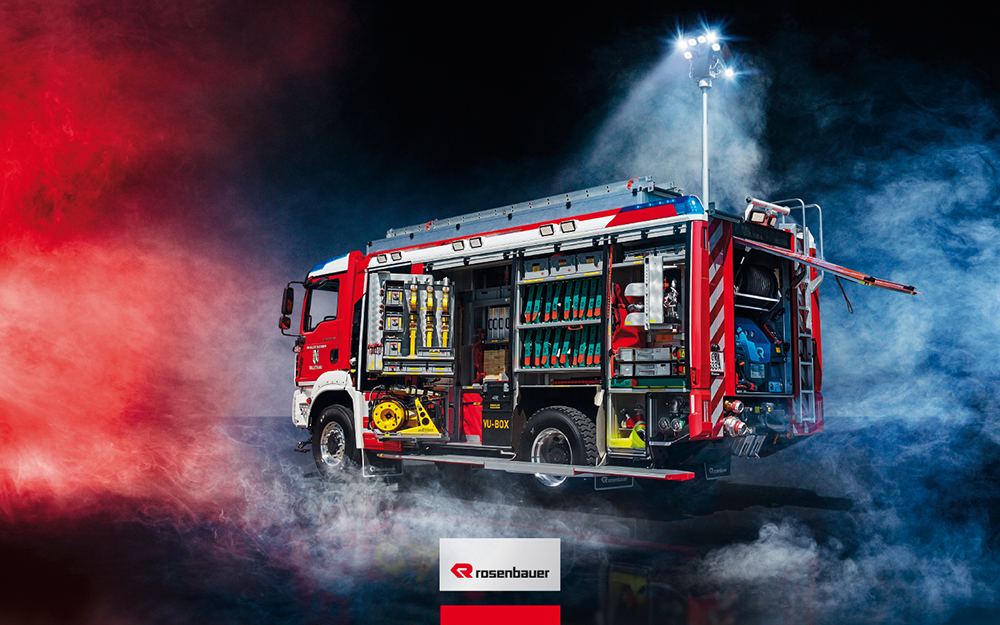 Rosenbauer Kalender 2018_RLFA 2000
