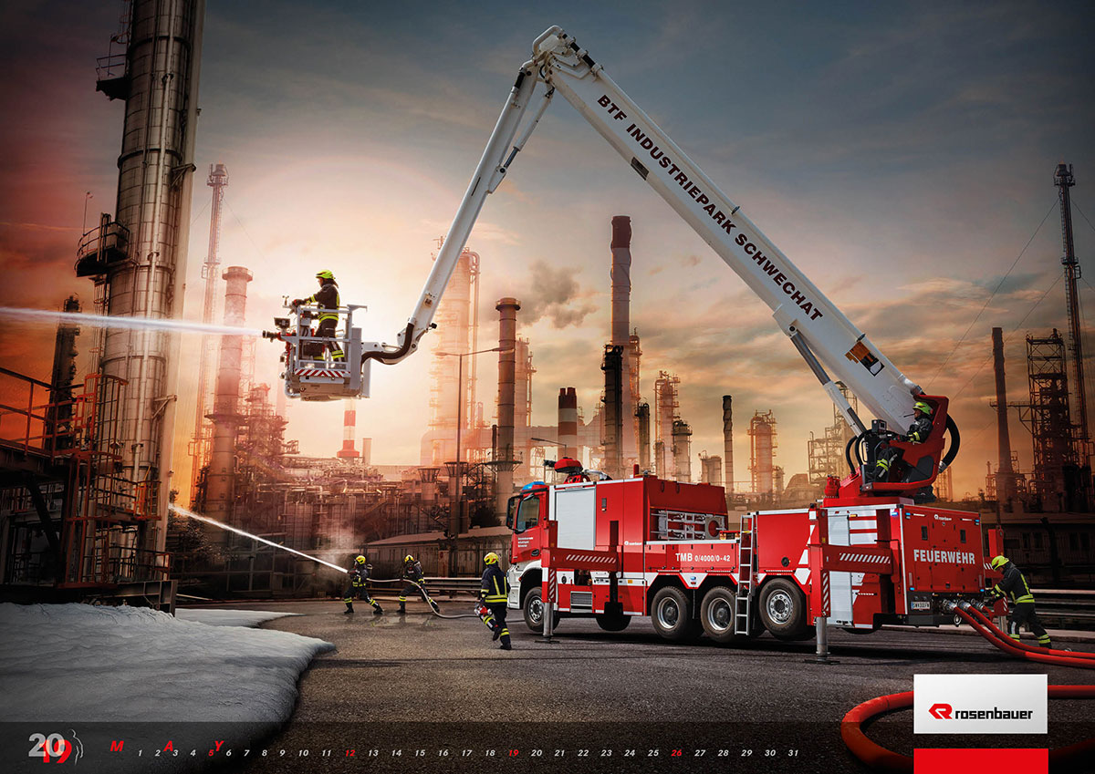 Hydraulic platform B42 for the industrial area Schwechat