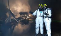 Test: Extinguishing battery fires