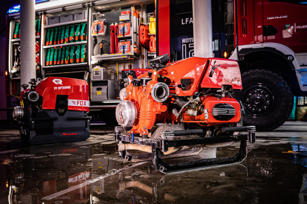 The FOX portable fire pump at the Oftering Fire Department