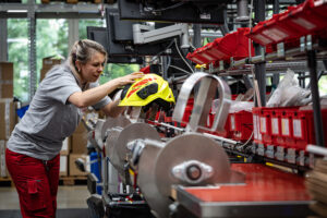 Production of the HEROS H10 firefighting helmet