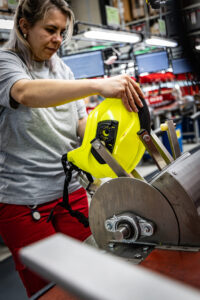 Production of the HEROS H10 firefighting helmet